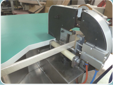 ZCN06AAED恒漲力伺服電機(jī)手動臺式包帶機(jī)