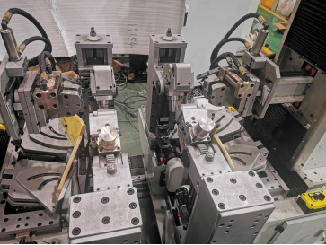 ZCN091EG-1300(1800)全自動(dòng)數(shù)控四臂定子線圈伺服漲型機(jī)