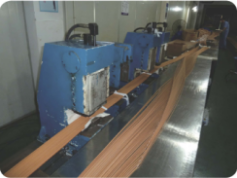 ZCN077-2、3、4米 汽發(fā)、水發(fā)線圈變位雙頭壓型機(jī)