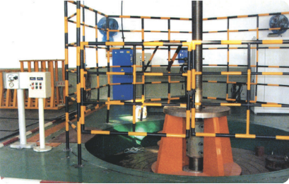 ZCN078-（300、500、800、1000）噸 定子鐵芯下拉式套缸油壓機(jī)成套設(shè)備